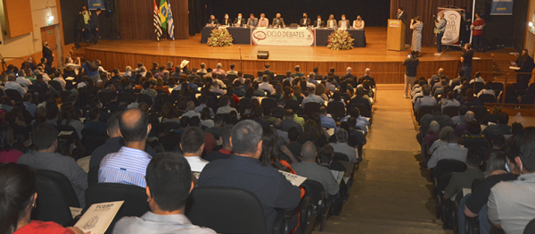 TCE-SP: Mais de 600 pessoas participam de encontro em Araçatuba