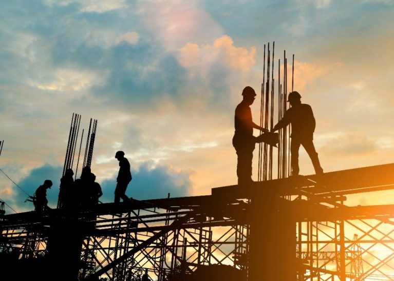 Acordo com foco em solução de obras paralisadas reunirá entidades nacionais e ministérios da Saúde e Educação