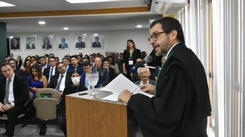 Vice-presidente Joaquim de Castro representa a Atricon em solenidade de posse no TCE-RN