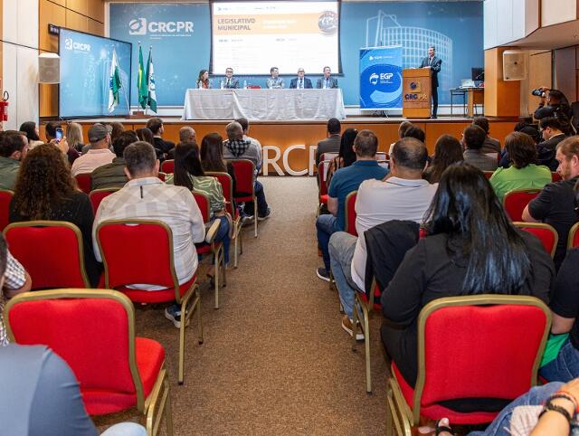 TCE-PR inicia orientação a vereadores sobre novo parecer prévio das contas de prefeitos