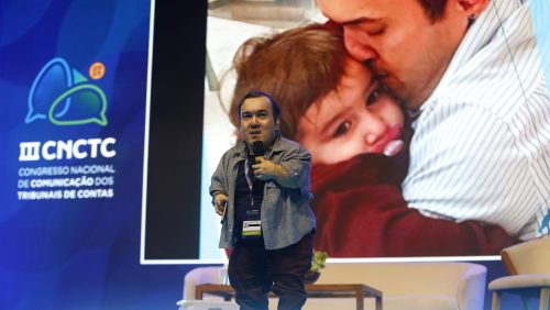 III CNCTC: bom humor e leveza marcam abertura do segundo dia de evento
