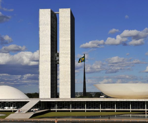 Simpósio sobre Governança, IA e Transparência na Câmara dos Deputados está com inscrições abertas