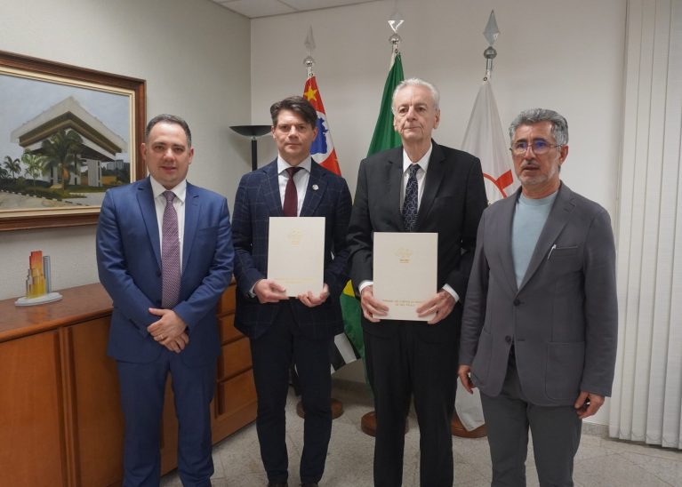 TCM-SP firma acordo com TCE-PR para adesão ao Sistema INTEGRA e moderniza processos de fiscalização