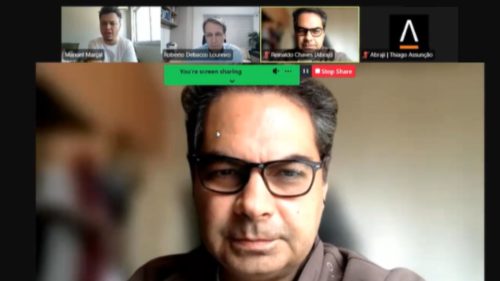 Curso gratuito Reporta+ alcança mais de 3,1 mil jornalistas