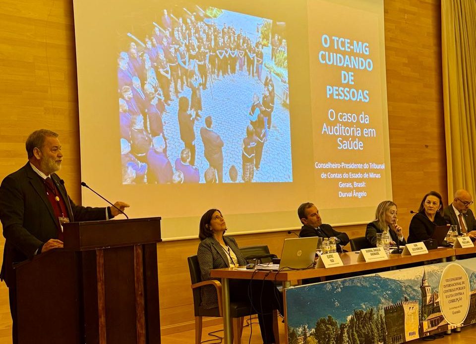 Vice-presidente Durval Ângelo apresenta iniciativa do TCE-MG em congresso na Espanha