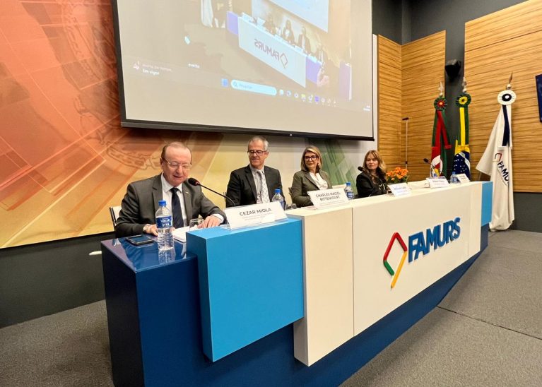 TCE-RS: Seminário regional debate políticas públicas para a Primeira Infância