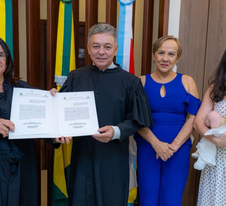 Mario Sérgio Neri toma posse como conselheiro do TCE-AC