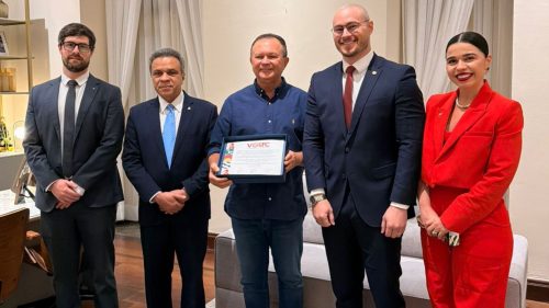 Carlos Brandão, governador do MA, é presença confirmada no V Congresso Ambiental dos TCs