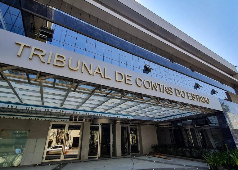 TCE-RS publica cartilha com orientações técnicas para o aprimoramento da TI nos municípios