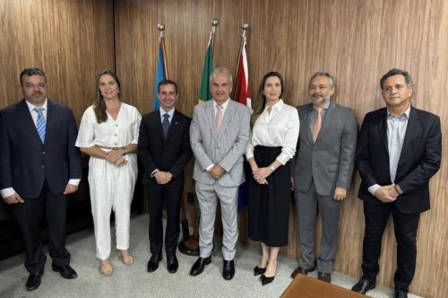 Bruno Toledo toma posse como novo conselheiro do Tribunal de Contas de Alagoas