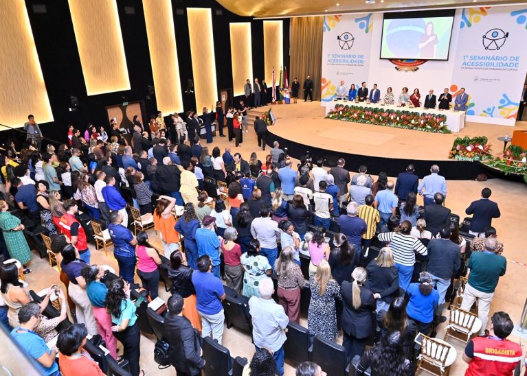 TCE-AM reforça compromisso com inclusão em seminário sobre acessibilidade