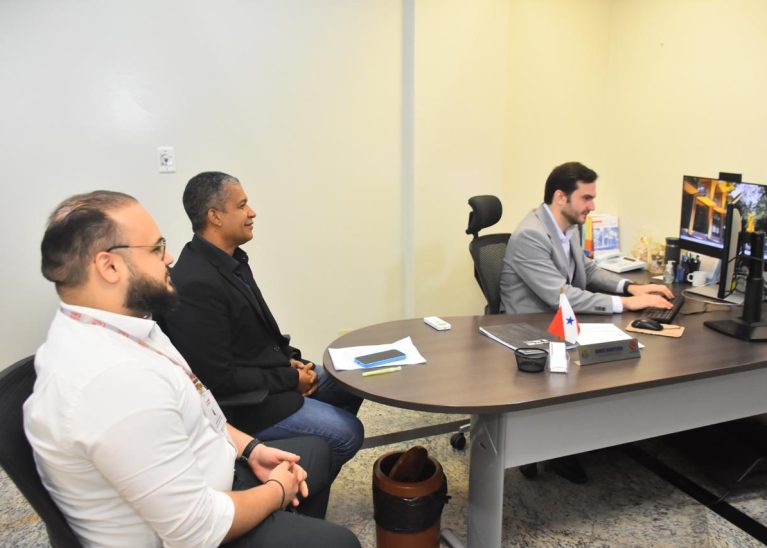 Consultoria Jurídica do TCE-PA apresenta rotina de trabalho e boas práticas à Diretoria Jurídica do TCE-PR