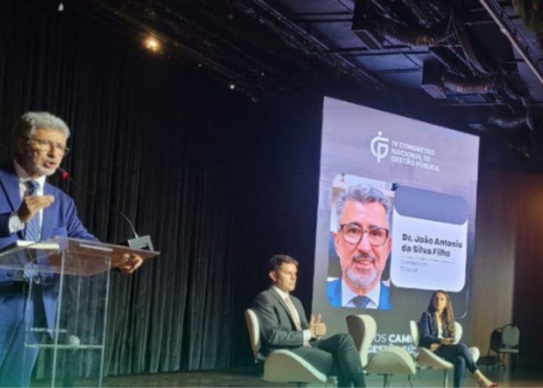 Em Congresso Nacional de Gestão Pública, diretor da Atricon enfatiza o controle preventivo