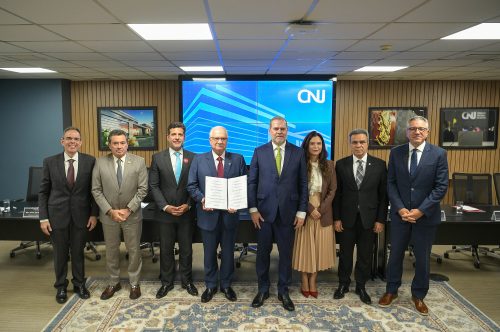 Acordo com entidades nacionais e ministérios da Saúde e Educação visa retomada de obras paralisadas