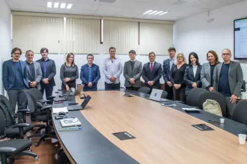 Auditores do TCE-ES conhecem práticas de fiscalização adotadas no TCE-PR