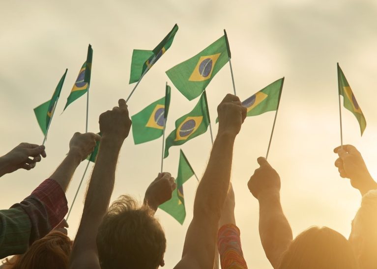 Cidadania não pode depender de tradução