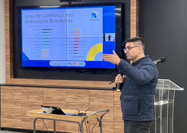 Atricon apresenta pesquisas sobre TCs durante encontro técnico da Rede Integrar
