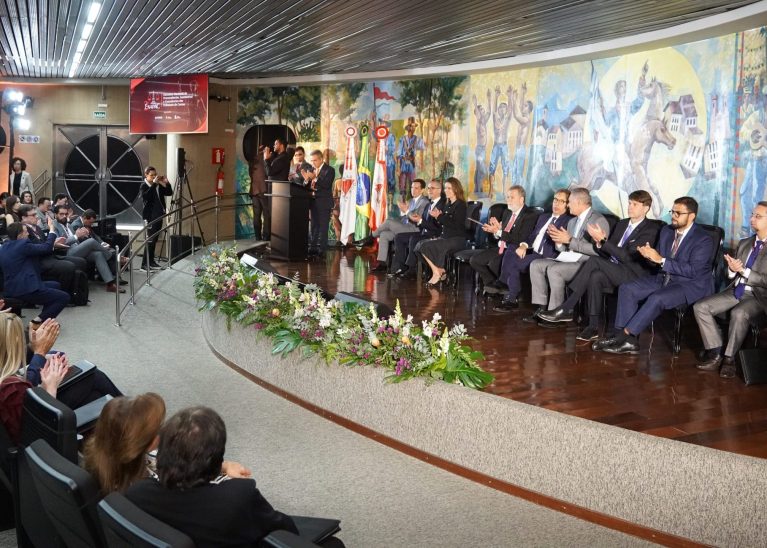II ENAPAC: Abertura e palestra magna movimentam primeira manhã do evento