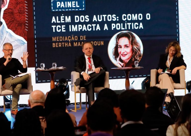 IV CNCTC: Comunicação estratégica fortalece a democracia e amplia papel dos TCs, defendem especialistas