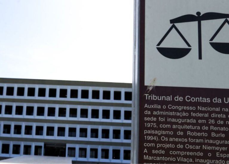 Da crítica à autocrítica: Tribunais de Contas sob um novo olhar?
