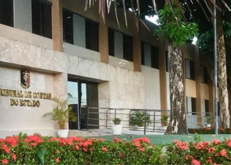 Justiça restabelece efeitos de decisão do TCE-PB que reprovou contas de Tibério Limeira