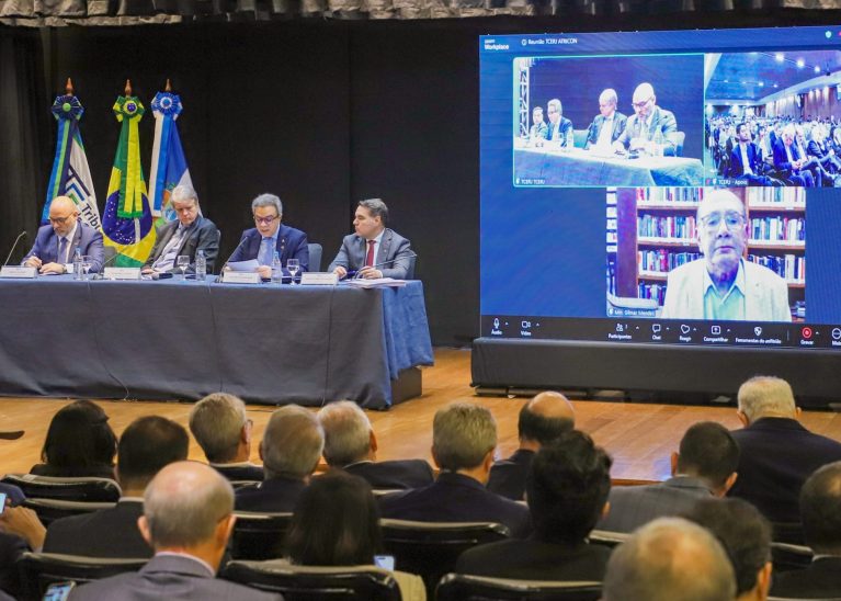 Acordo com foco na ampliação da fiscalização da Reforma Tributária é assinado