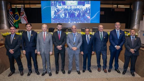 Ministro Alexandre de Moraes é homenageado durante Congresso no TCM-SP